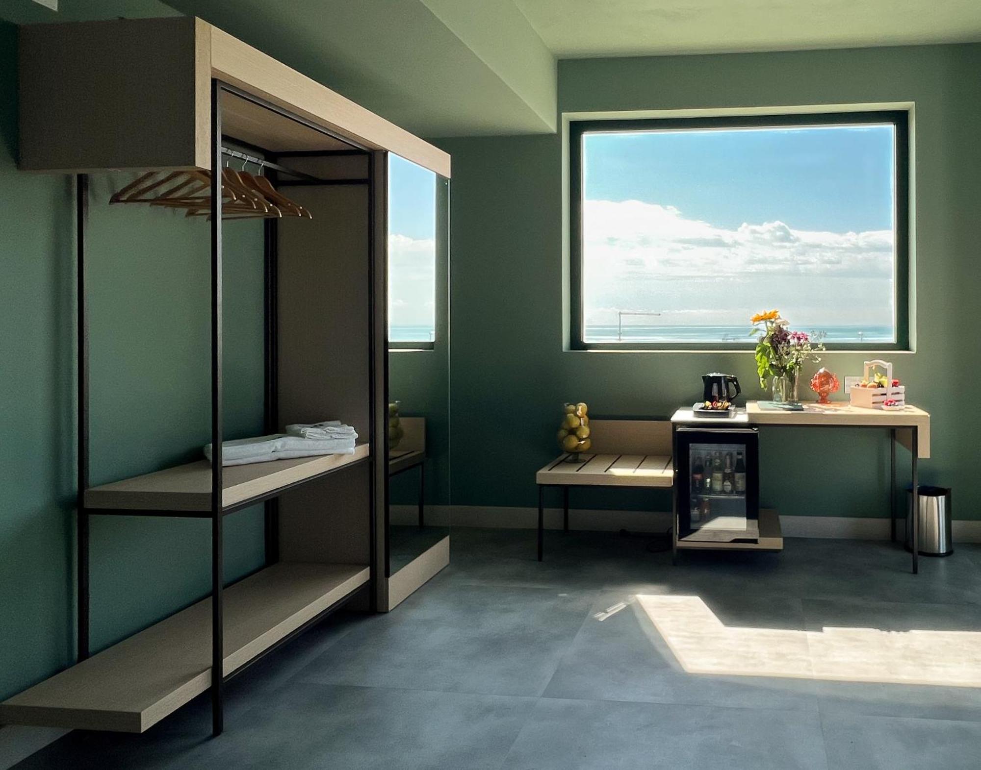 Maiorano Boutique Hotel มันเฟรโดเนีย ภายนอก รูปภาพ